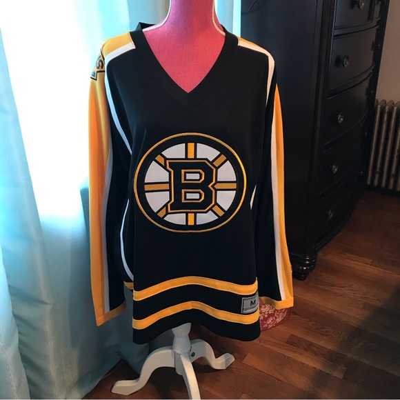 Men's NHL Boston Bruins Patrice Bergeron 37 Player Jersey NWT Size M - Picture 2 of 4